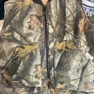 Realtree Camouflage Vest - Brown and Green